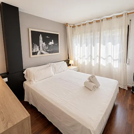 Apartamento Para 4 Con Terraza En El Centro Apartment *